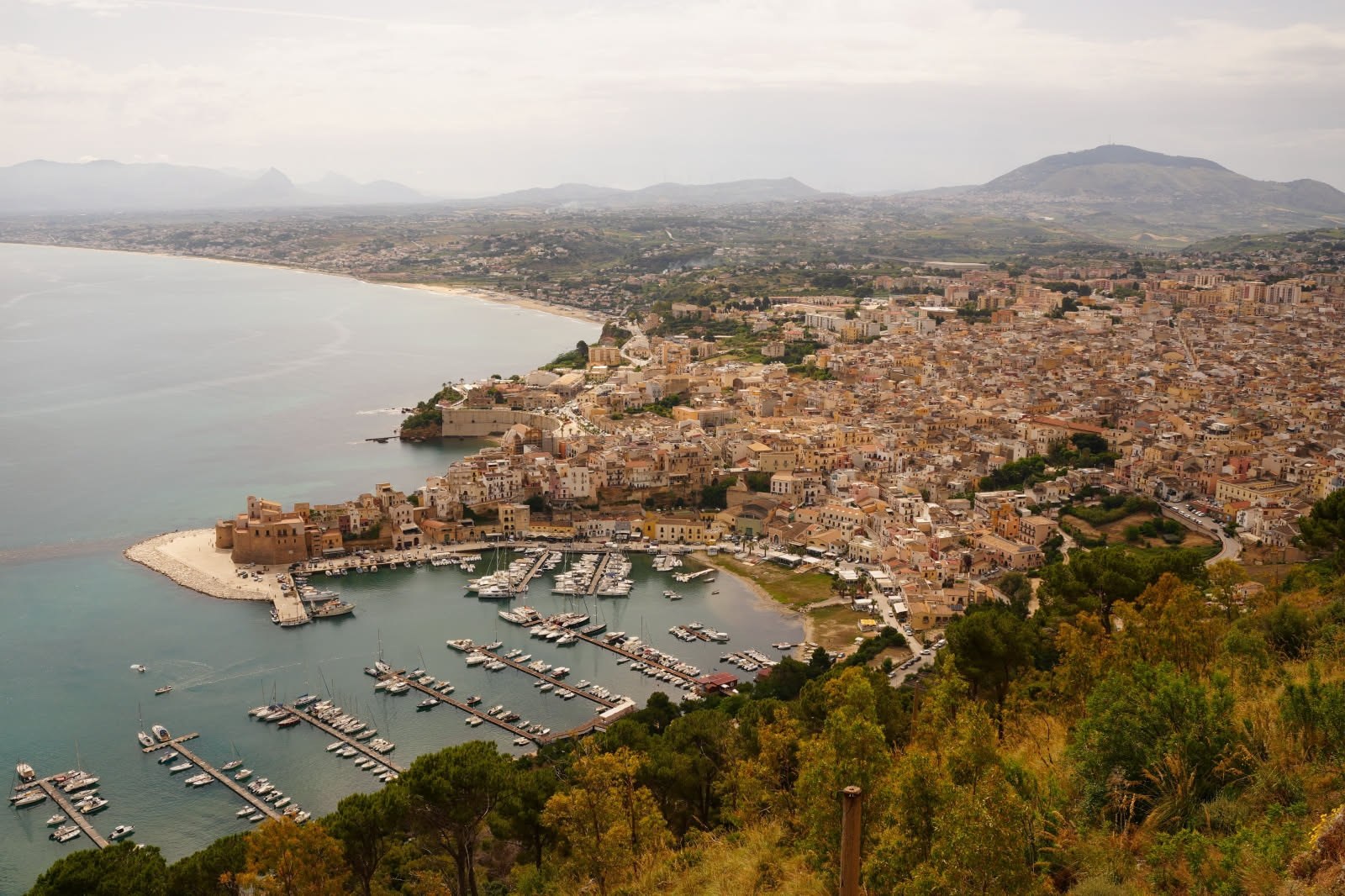 Destagionalizzare la Sicilia non significa allungare agosto fino a dicembre