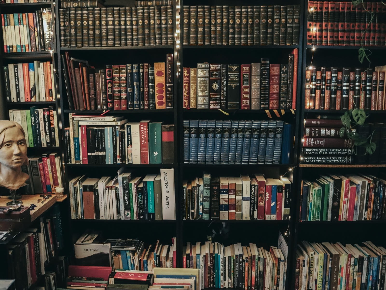 Compriamo più libri ma siamo davvero diventati più lettori?