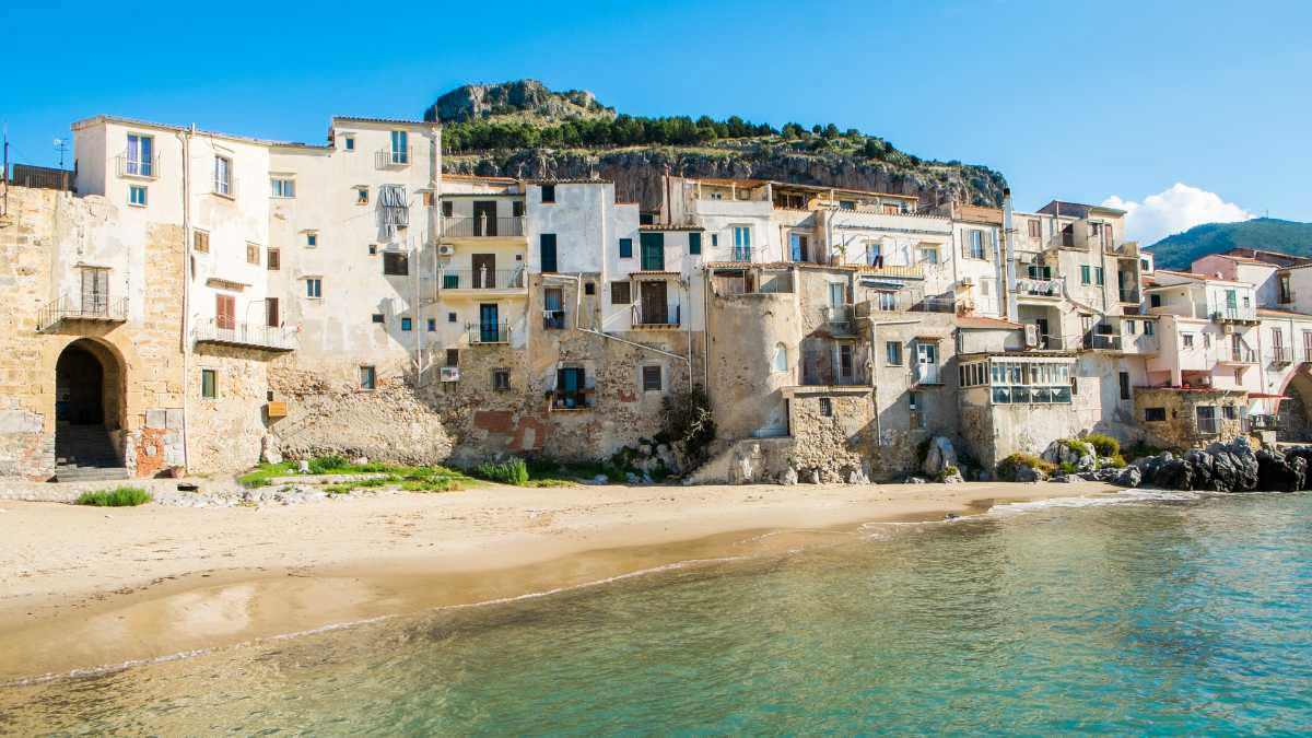 Cefalù è una questione di tempo: visitarla, ricordarla, non perderla